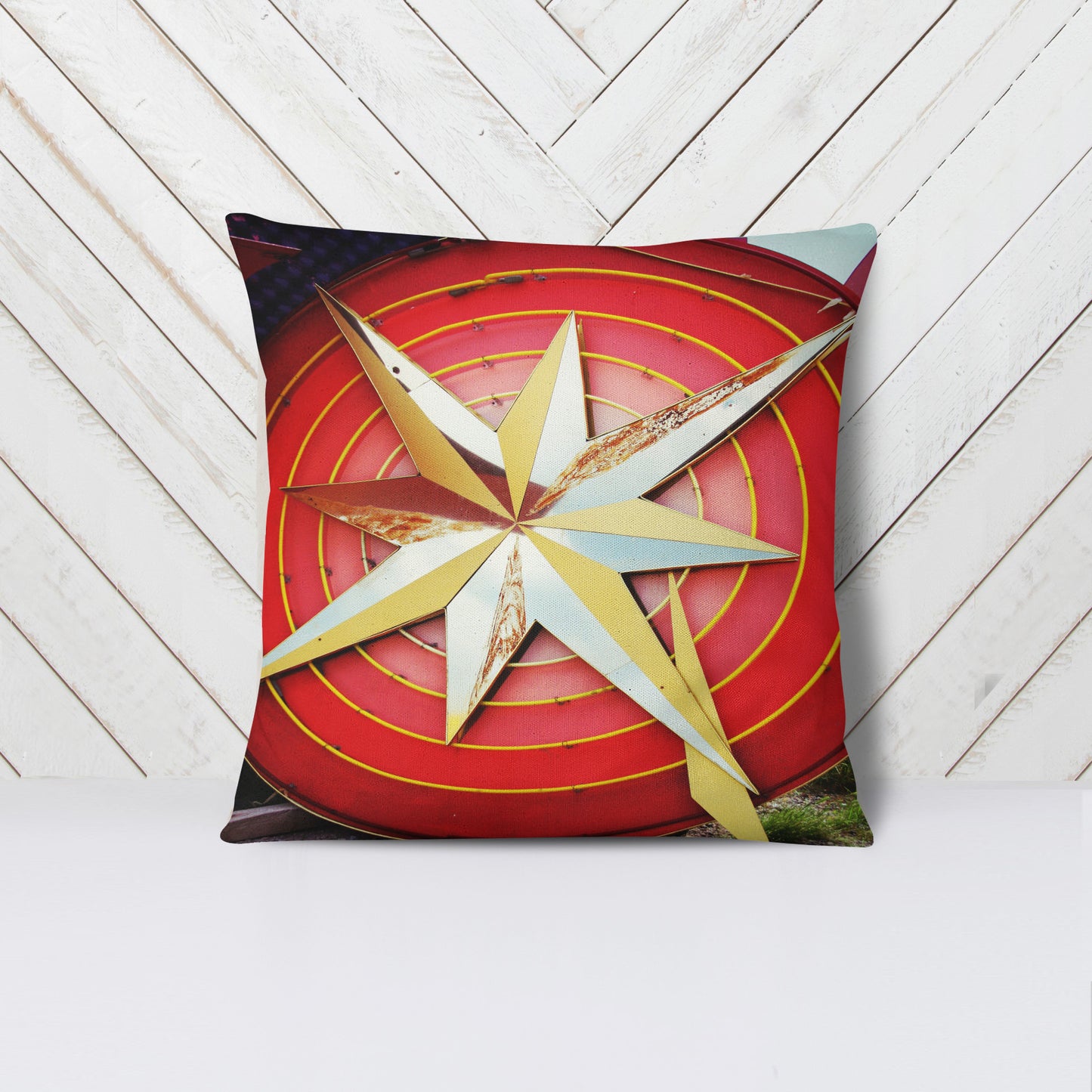 "Vintage STAR" Throw Pillow