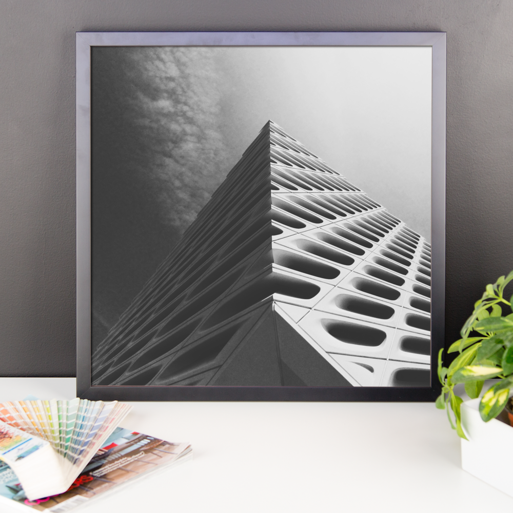 Framed B+W modern architecture print